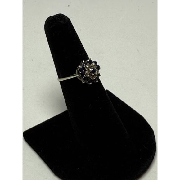 Vintage 10K White Gold Cluster Ring Natural Blue Sapphires 2.12 grams Size 6 - Picture 4 of 10